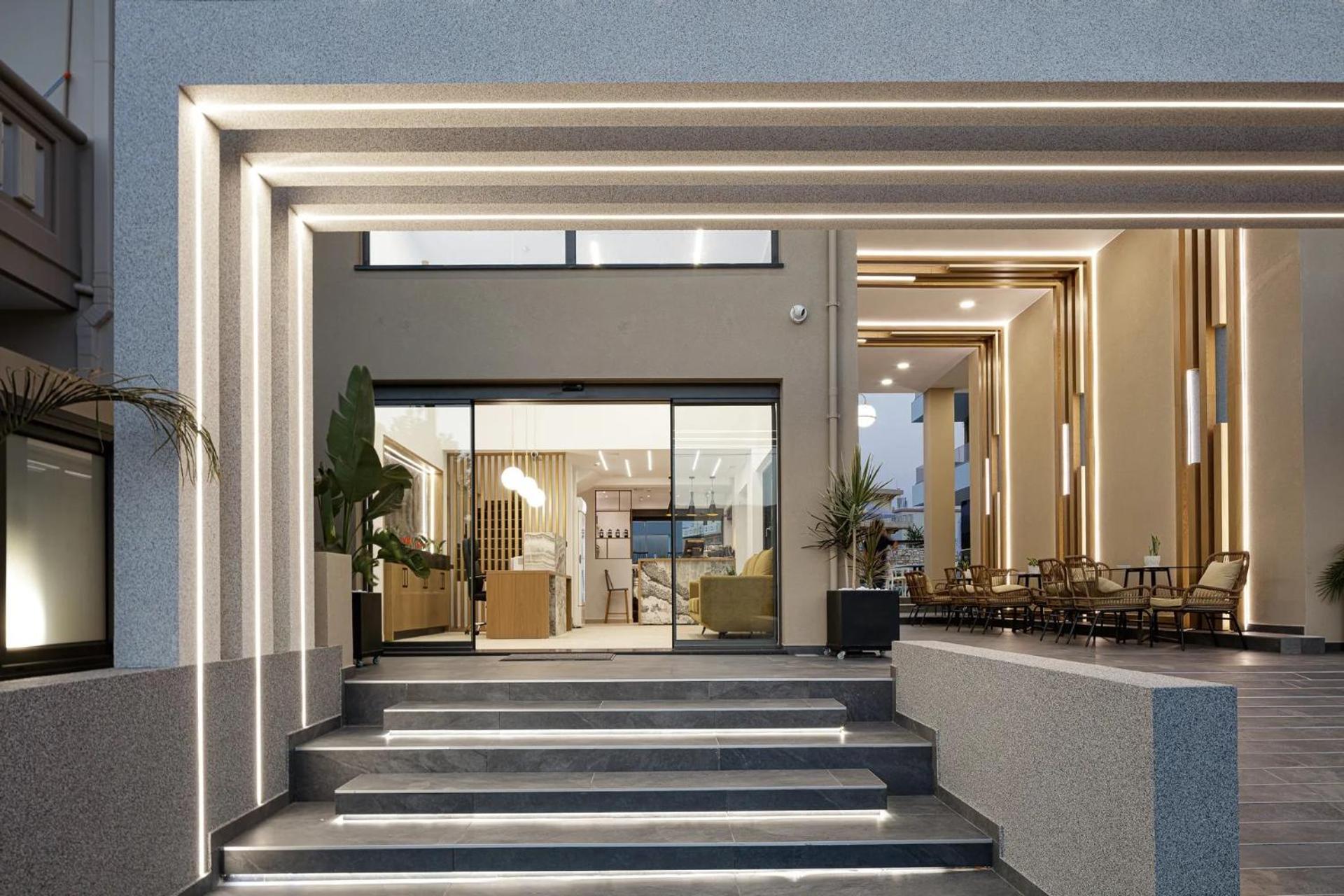 Hotel Sapphire Horizon